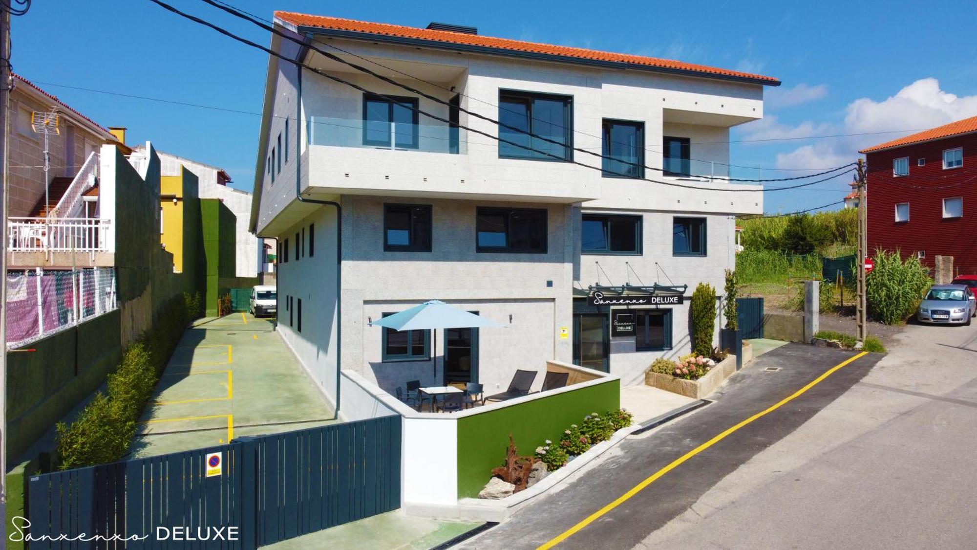 Sanxenxo Deluxe Apartamentos מראה חיצוני תמונה